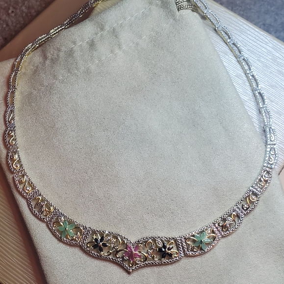 Necklace - Picture 2 of 2